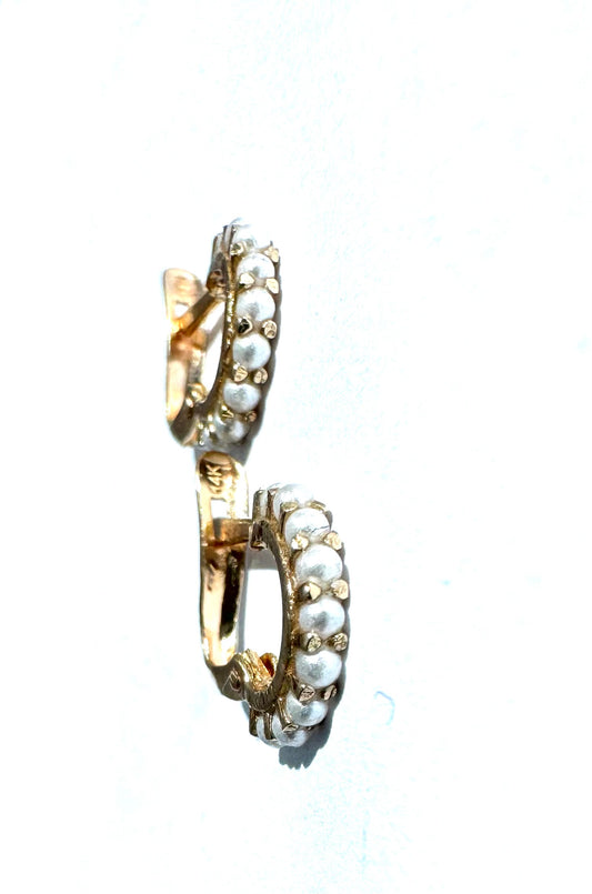 Mini pearl hoop